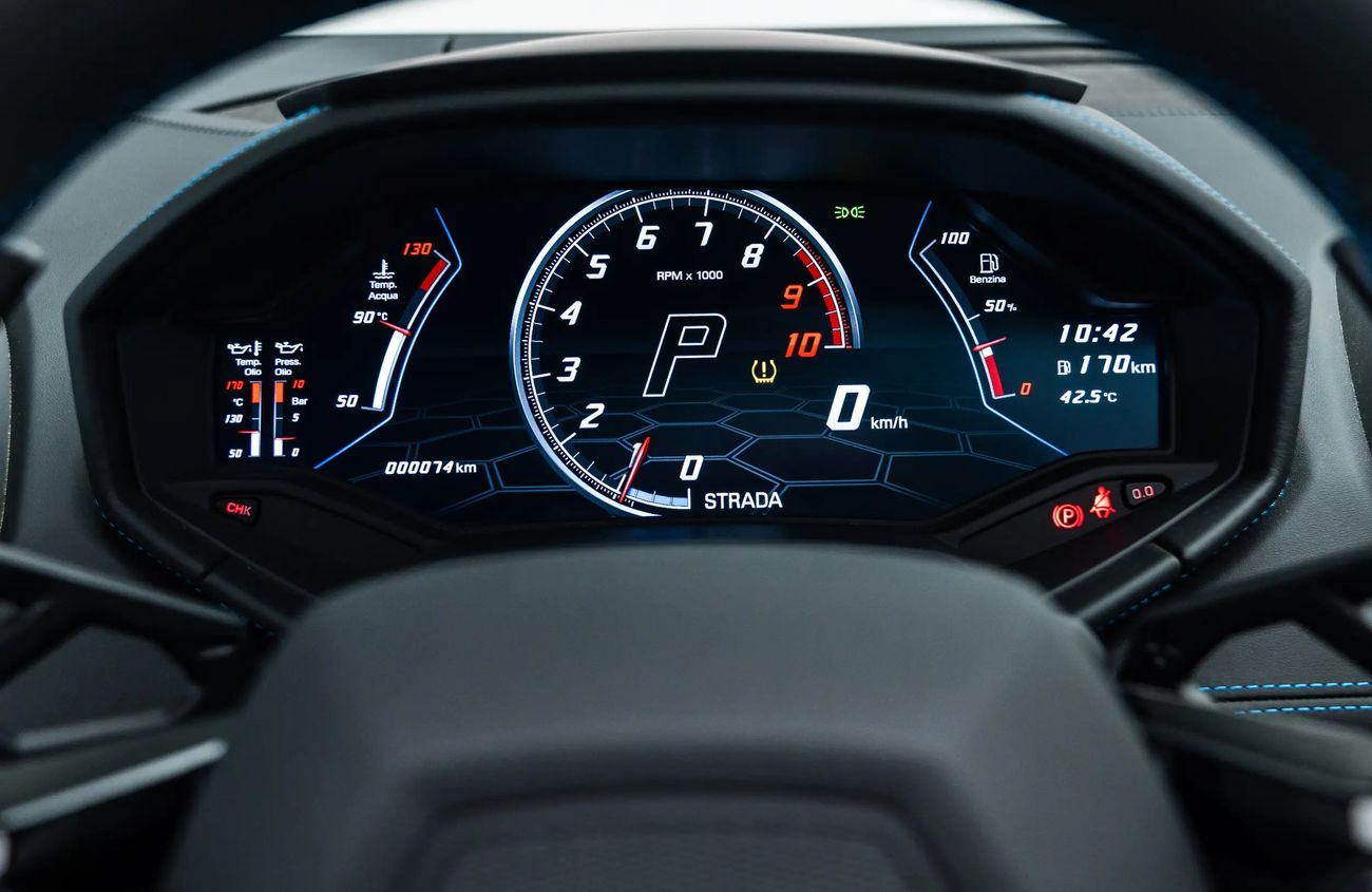 لامبورغيني هوراكان ايفو سبايدر 5.2L V10 Naturally Aspirated Engine