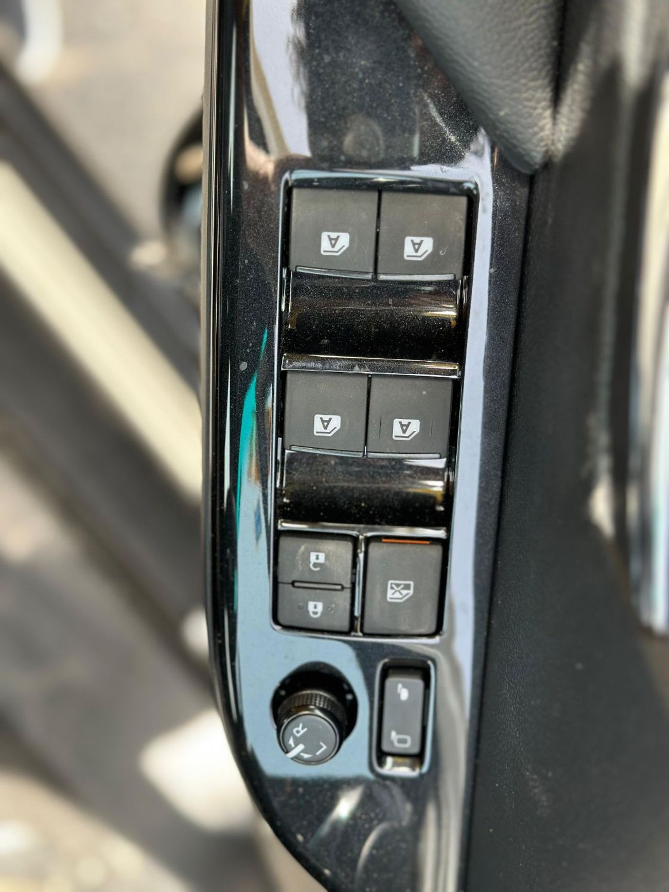 تويوتا هيلوكس TOYOTA HILUX ADVENTOR 2024 GCC 2.8L