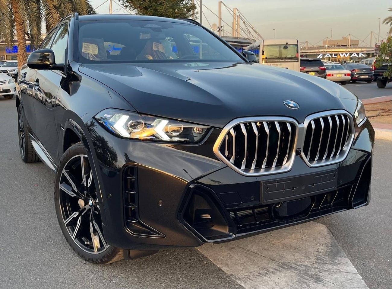 BMW X6M M SPORT UNDER WARRANTY AND services 2025 GCC