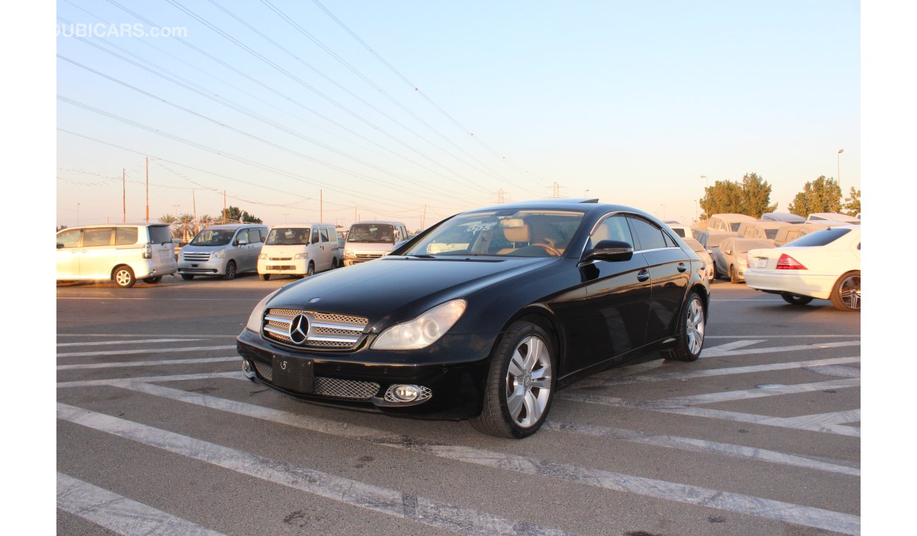 Mercedes-Benz CLS 550 Year 2010 Import from Japan