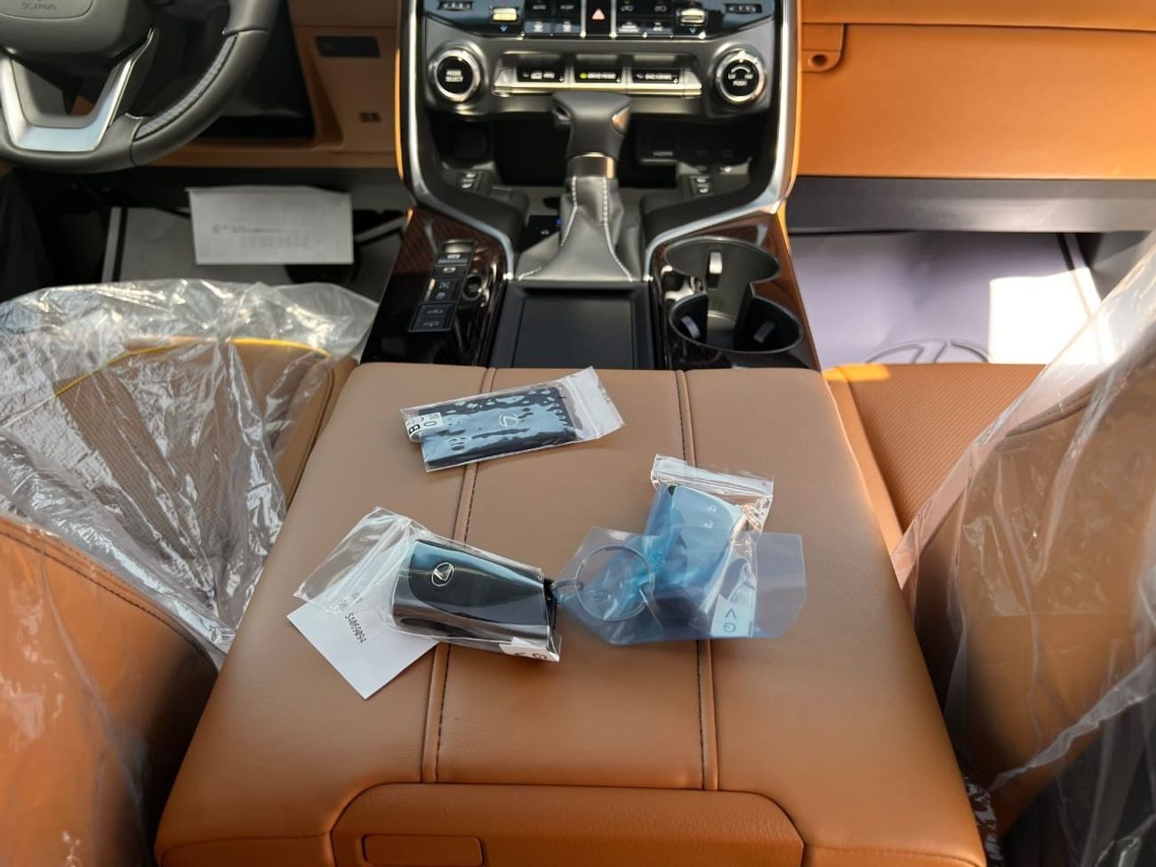 لكزس LX 600 Lexus LX600 Signature Turbo Plus | 2025 | 0KM | GCC