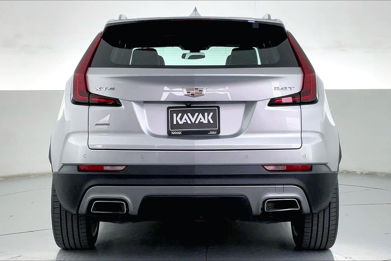 كاديلاك XT4 Premium Luxury | سنة ضمان مجانية | نسبة التمويل 1.99% | سياسة الإعادة بعد 7 أيام