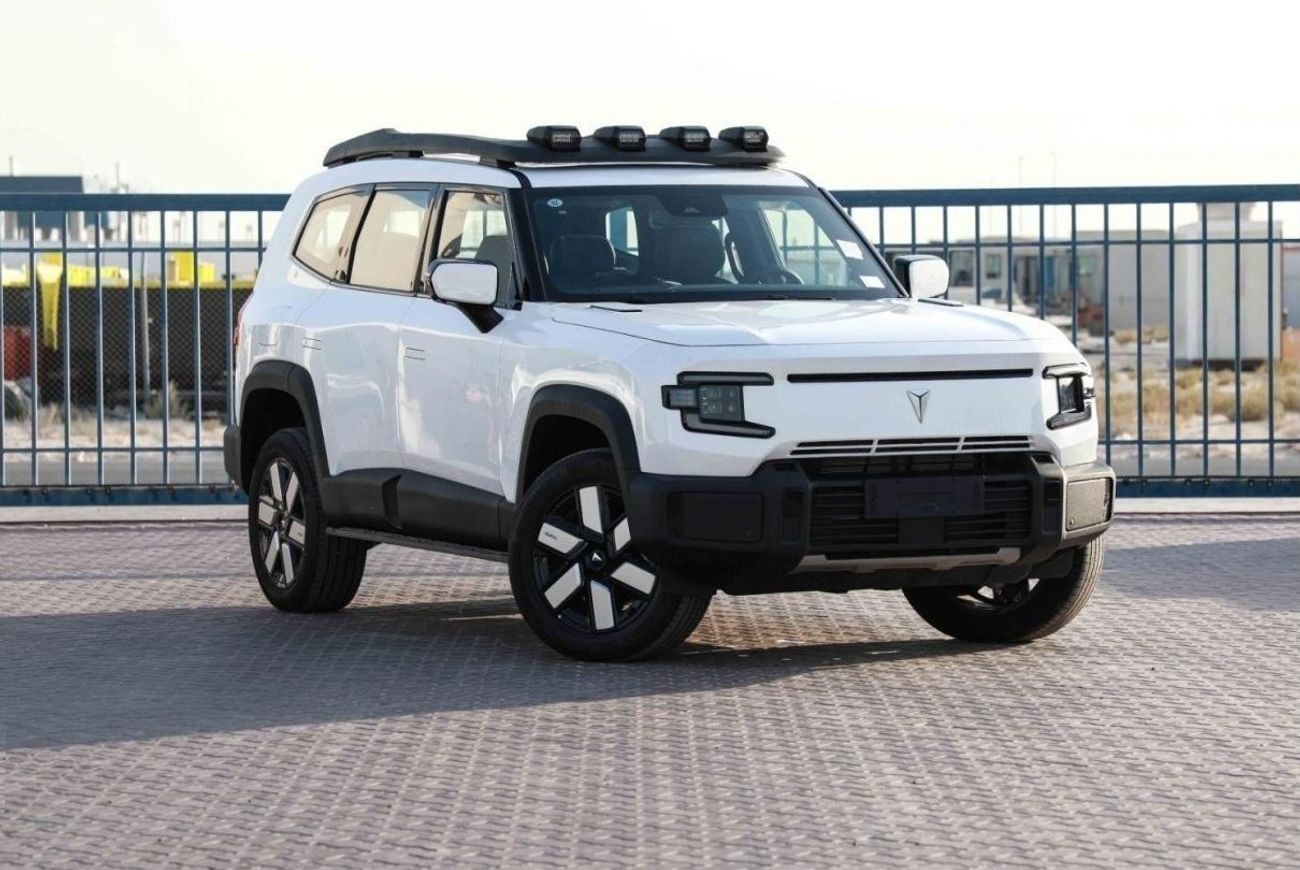 Changan Deepal G318 2024 Changan Deepal G318 Air Suspension - Plug-in Hybrid - White inside Black