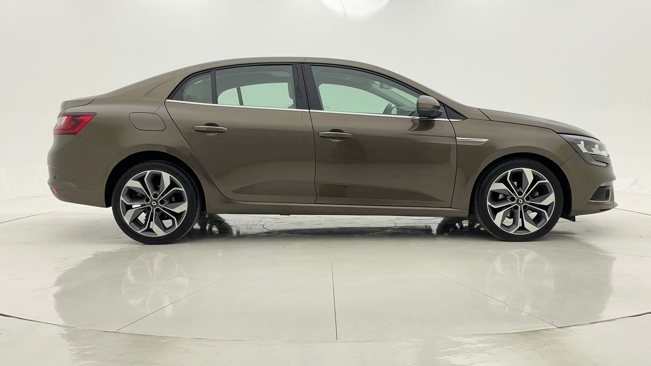 رينو ميجان LE 1.6 | بدون دفعة مقدمة | اختبار قيادة مجاني للمنزل