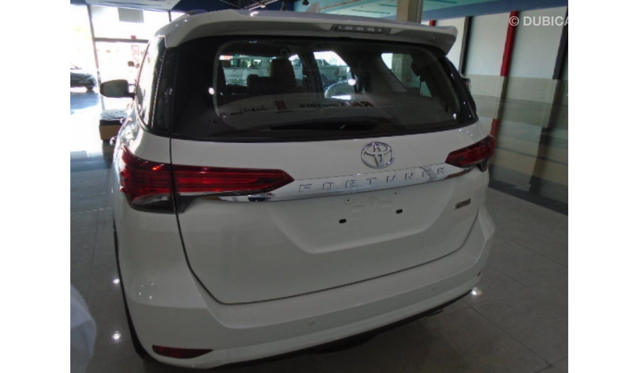 Toyota Fortuner 2.7 SR5 MY2019 ( WARRANTY & VAT )