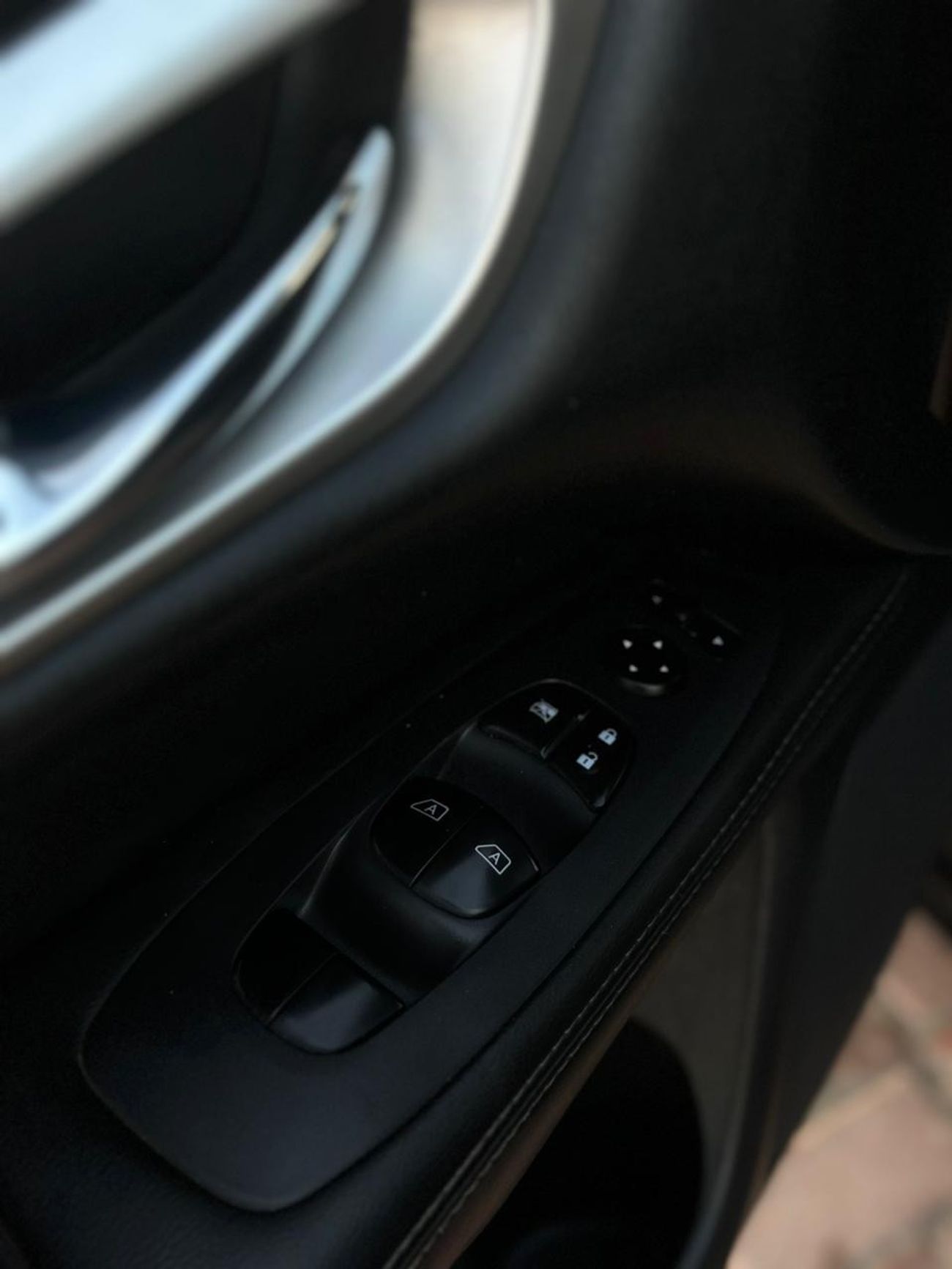 Nissan Pathfinder S