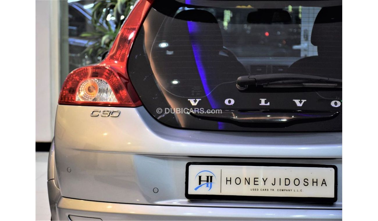 Volvo C30 VERY LOW MILEAGE ONLY 78,000 KM! ( FULL SERVICE HISTORY ) Volvo C30 R-Design 2009 Model!! in Silver 