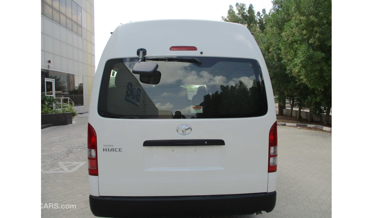 تويوتا هاياس 2.5L Diesel Highroof 13 Seater M2.5L DIESEL 13 SEATER HIGH ROOF DLX MANUAL