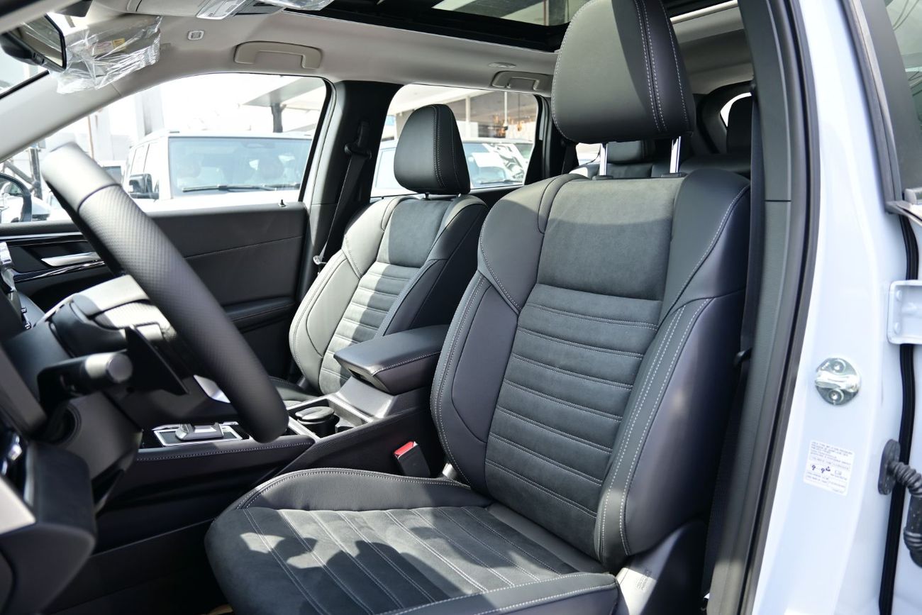 Mitsubishi Outlander Mitsubishi Outlander Hi-Line Plus 2.5L Petrol 4WD, Model 2025, Color White