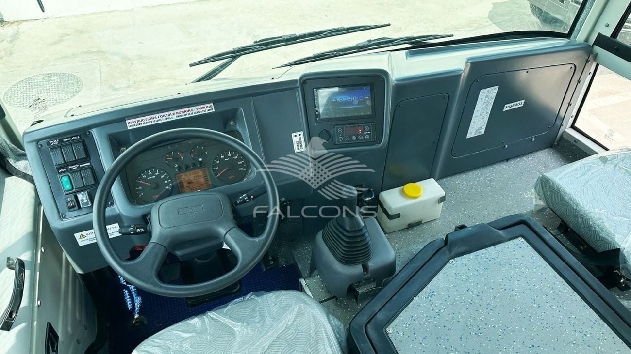 إس إم إل إيسوزو S7 بس SML ISUZU S7 Bus 3455cc 35 SEATER AC DOUBLE DOOR 4x2 LHD Diesel MT