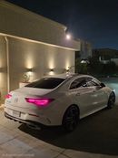 Mercedes Benz CLA250 PREMIUM