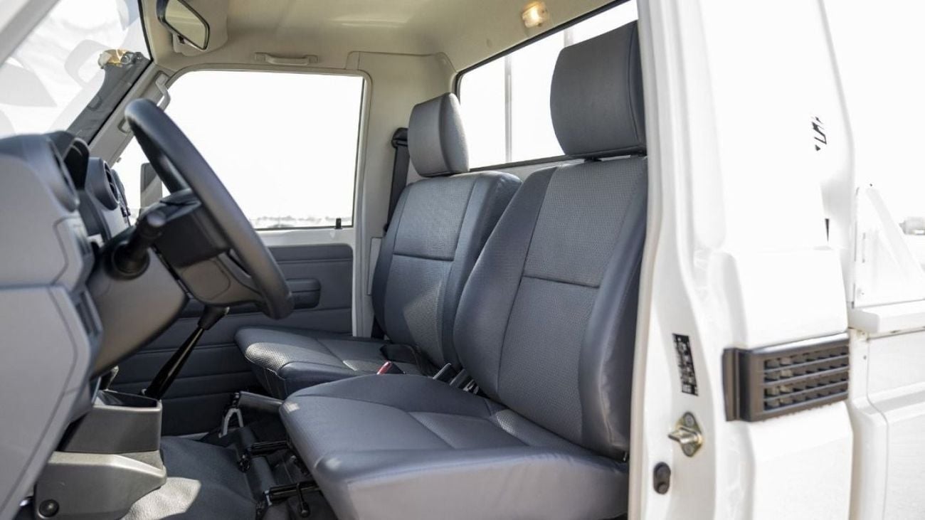 Toyota Land Cruiser Pick Up Land cruiser pickup lc79 single cabin 4.2L diesel V6 MY2025