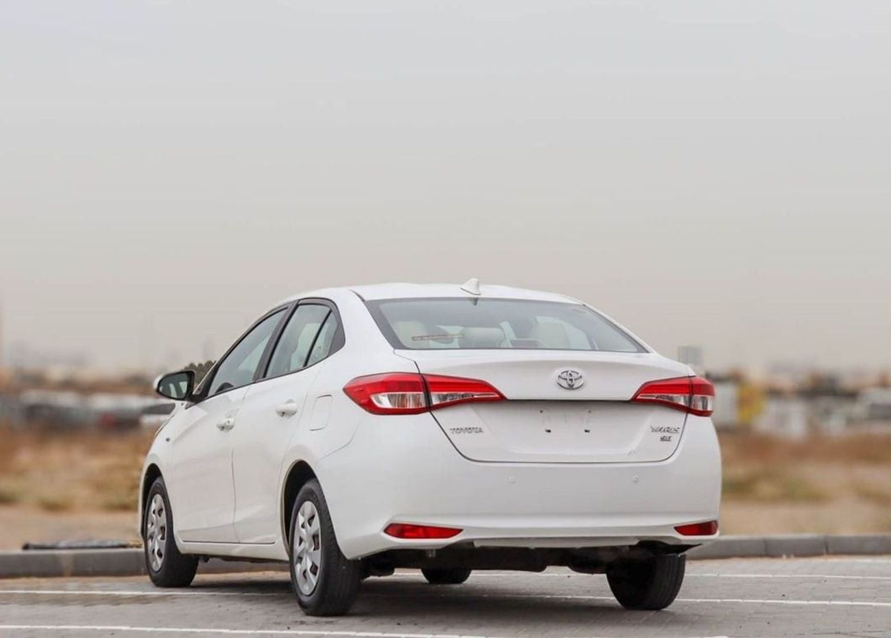 تويوتا يارس SE 1.5L Sedan Toyota Yaris 1.5L 2019 GCC accident-free in excellent condition 705 P.M