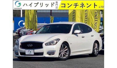 Nissan Fuga HY51