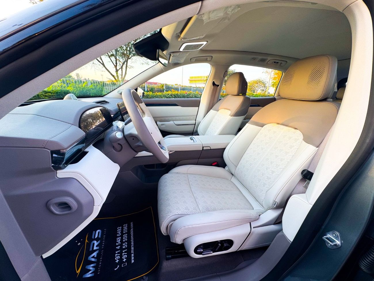 زيكر 7X 2026 Zeekr 7X AWD Performance | Automatic Doors | 100 kWh | 637 Hp | Range (543 Km) | GCC Spece | AW