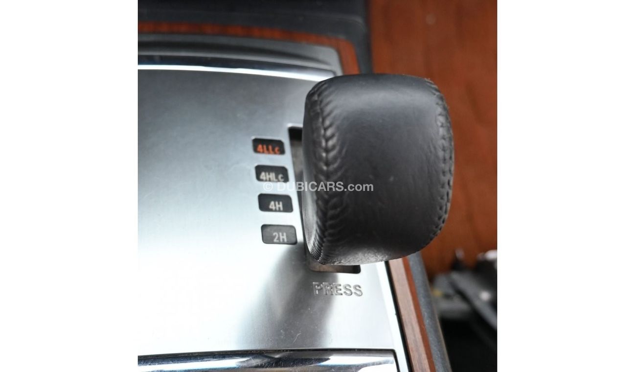 Mitsubishi Pajero GCC EXCELLENT CONDITION WITHOUT ACCIDENT 2008