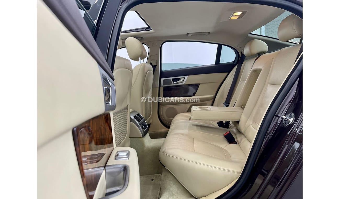 Jaguar XF Premium Luxury 2012 Jaguar XF V6 3.0L Premium Luxury, Full Option, Full Service History, GCC
