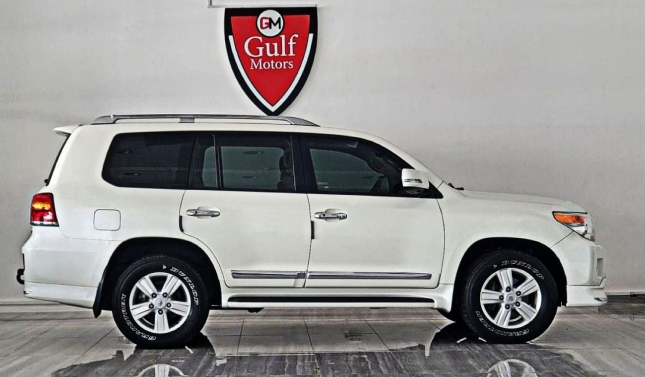 Toyota Land Cruiser VXR 5.7L-8CYL EXCELLENT CONDITION