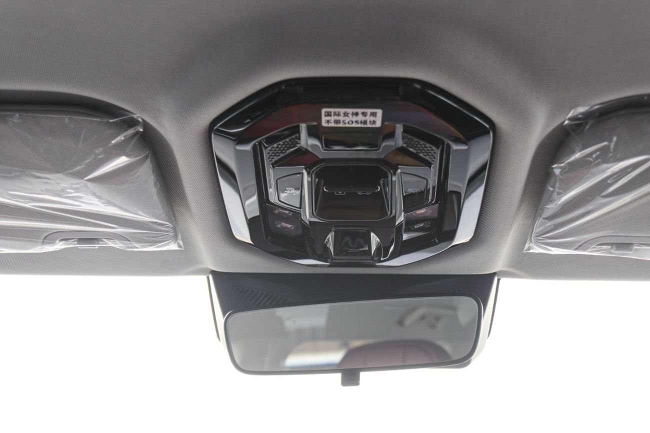 جيتور T1 JETOUR T1 2.0T 8AT LUX 5 SEATS 2026