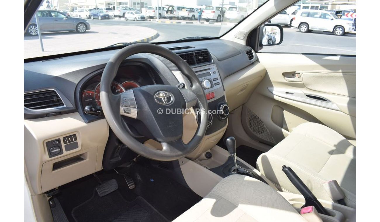 تويوتا أفانزا خليجي 2015 بدون صبغ بدون حوادث