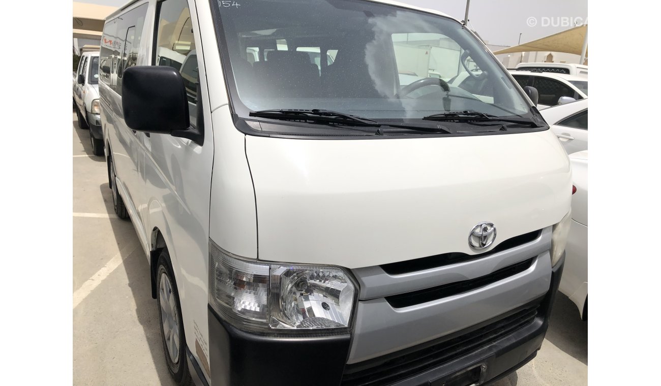 تويوتا هاياس Toyota Hiace Bus 13 str,model:2014. Free of accident