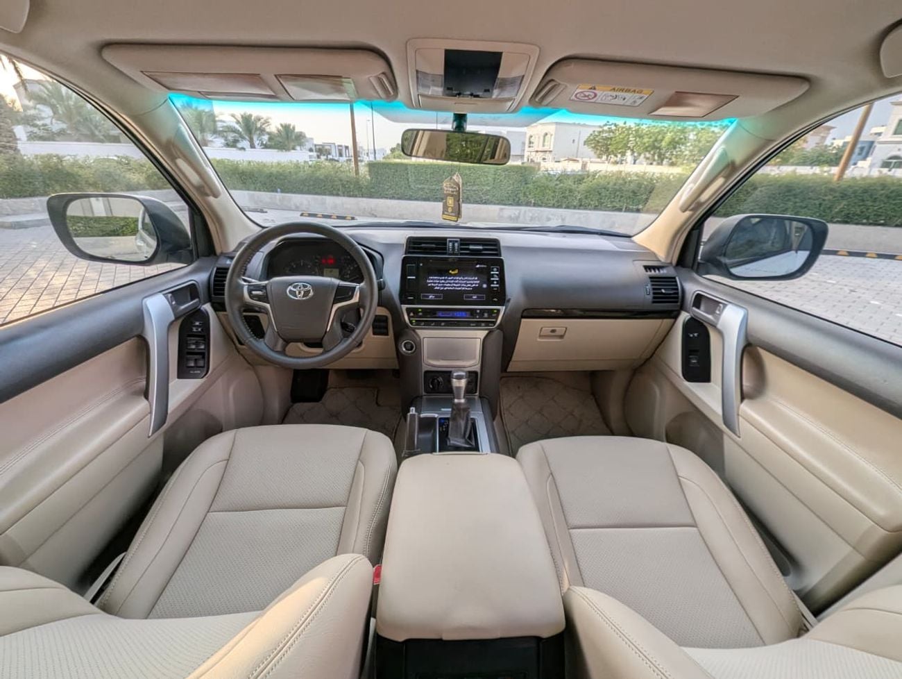 Toyota Prado 2020 Toyota Prado TXL - 3.0L V4 - 4WD- Deisel -GCC- Push Start With Fridge