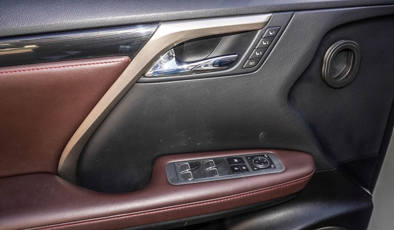 لكزس RX450h Hybrid