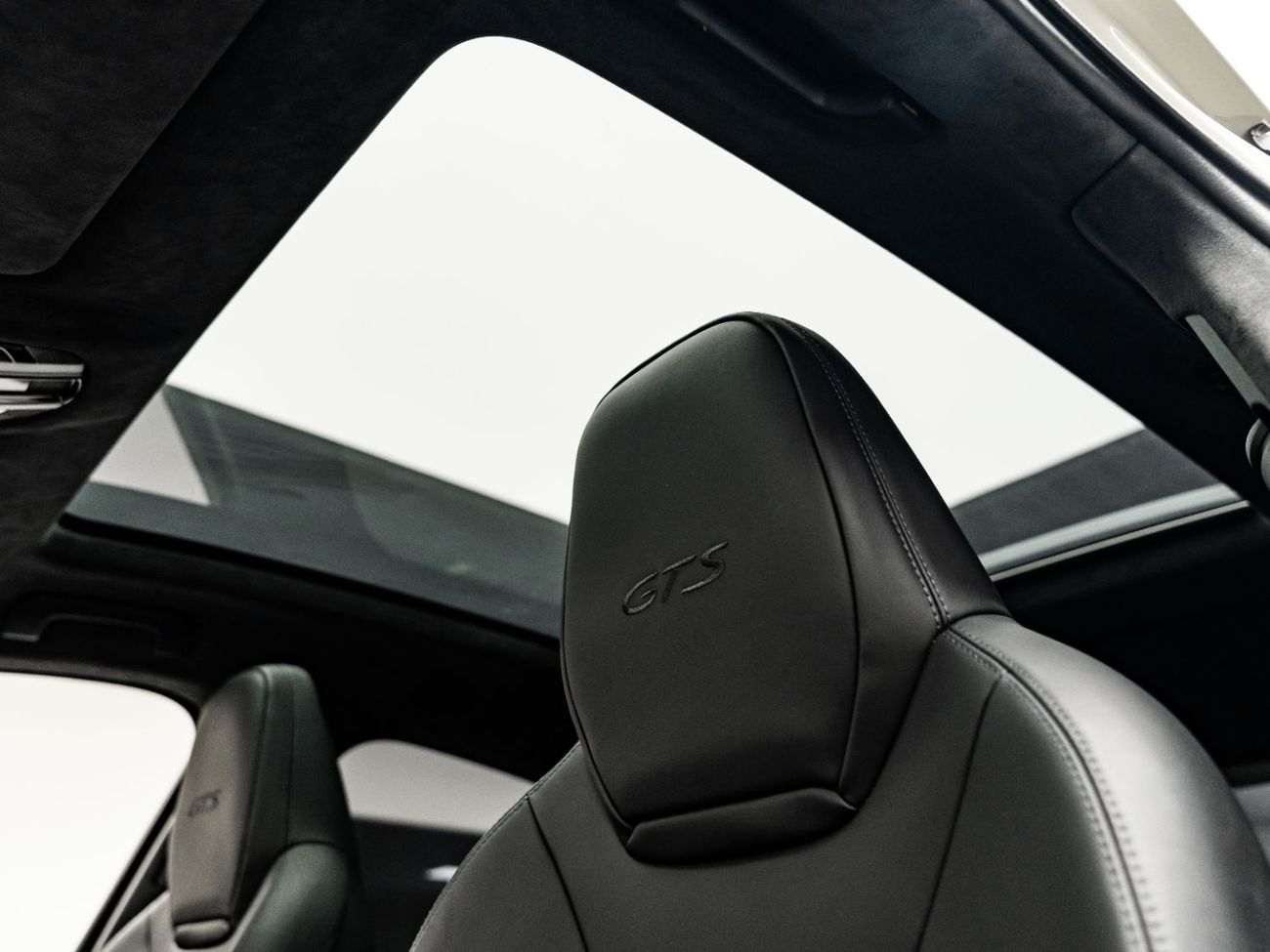 Porsche Cayenne 2023 Porsche Cayenne GTS Coupe, 2026 Porsche Warranty, Full Service History, Low KMs, GCC