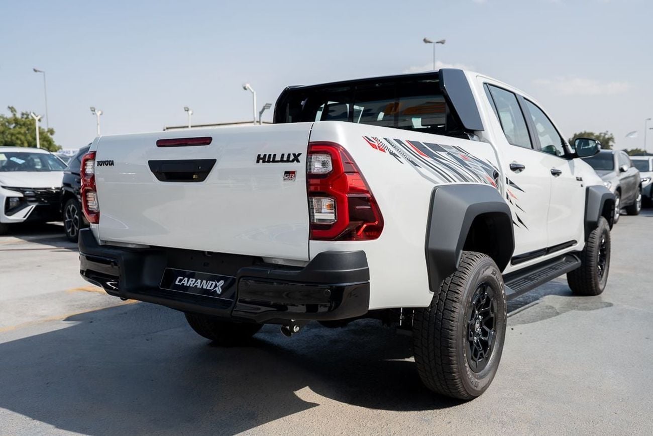 تويوتا هيلوكس GR-S 4.0L