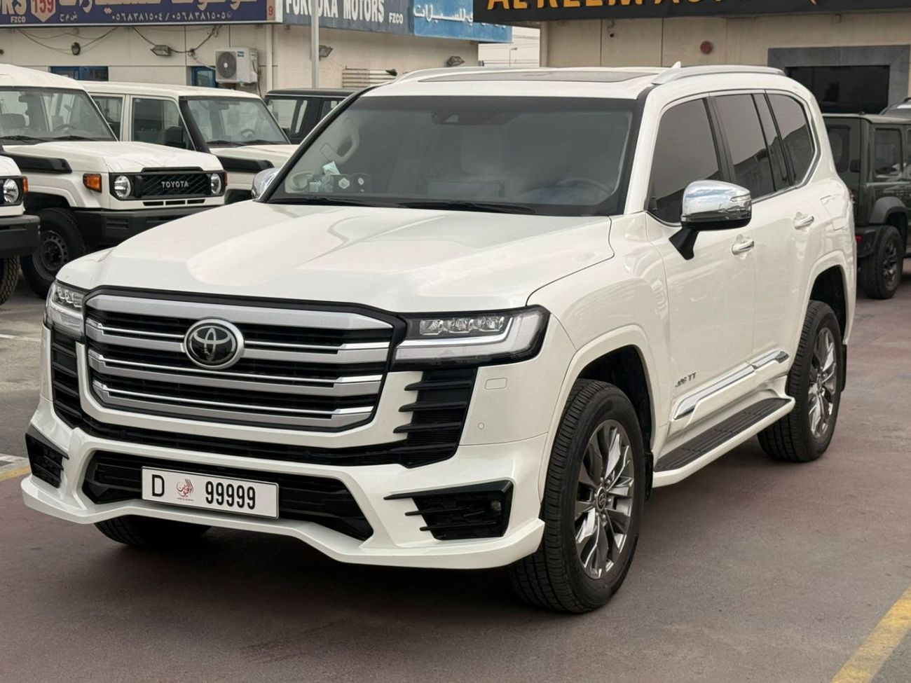 تويوتا لاند كروزر VXR 3.5L