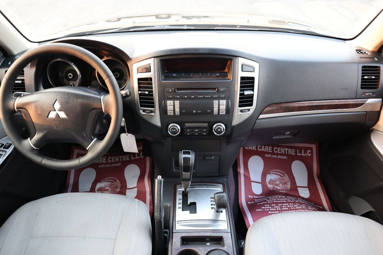 ميتسوبيشي باجيرو GLS M/L DIAMOND GLS Base 3.5L (7 Seater)