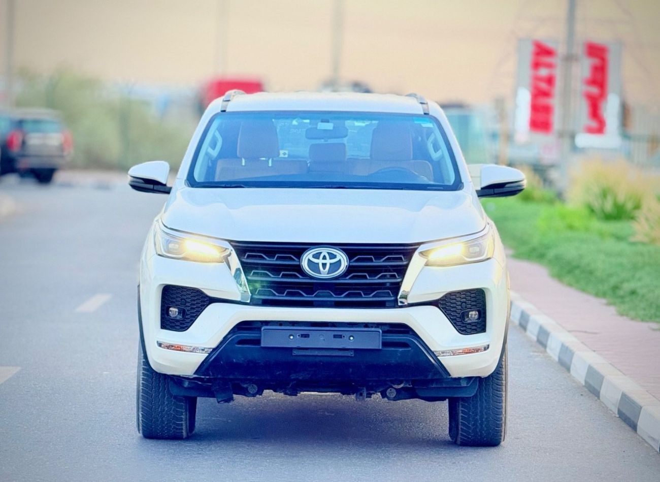 تويوتا فورتونر EXR 2023 V4 Full Option Very Clean and Perfect Condition