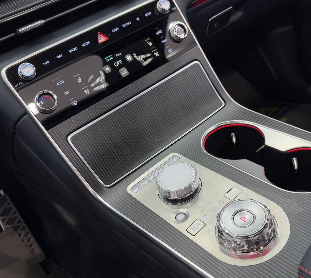 Genesis GV80 Platinum Coupe 2025 Genesis GV80 Platinum Coupe, 2029 Genesis Warranty + Service Pack, Fully Loaded,