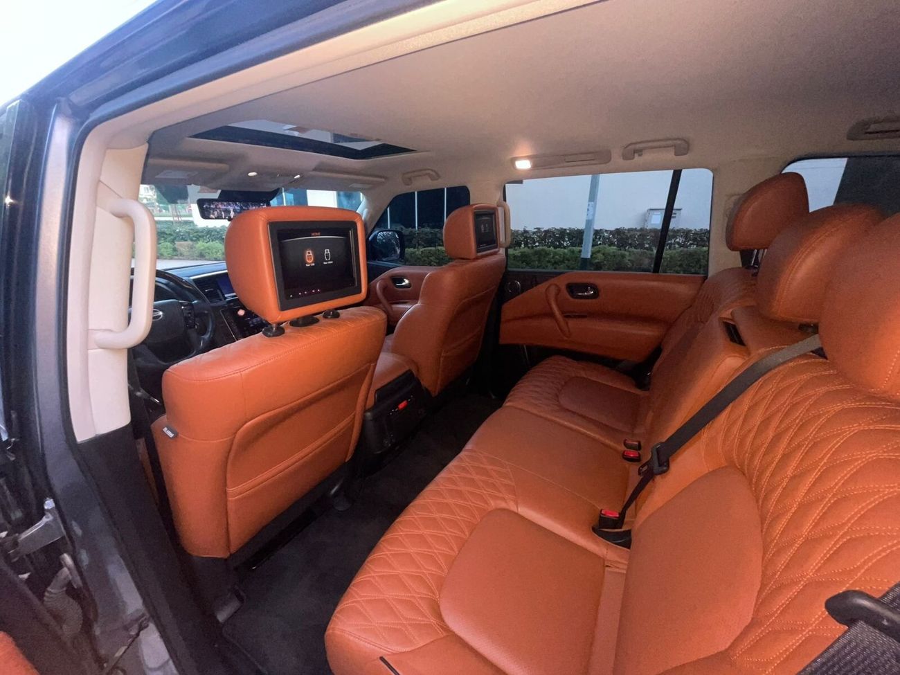 Nissan Patrol LE Platinum City Chrome PKG 5.6L