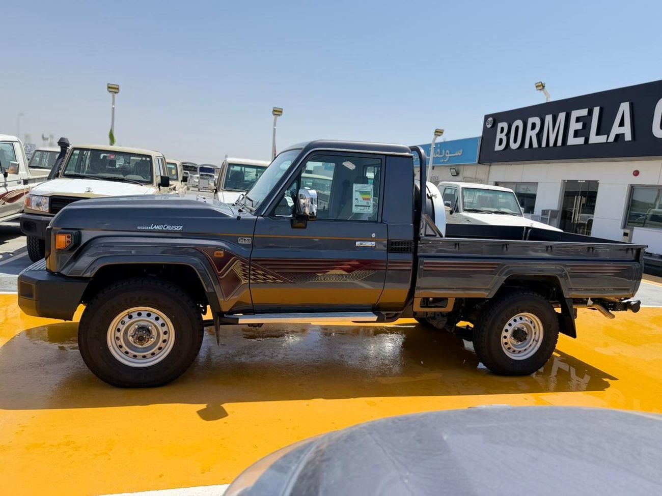 Toyota Land Cruiser Pick Up Std 4.0L Double Cab Utility 4WD