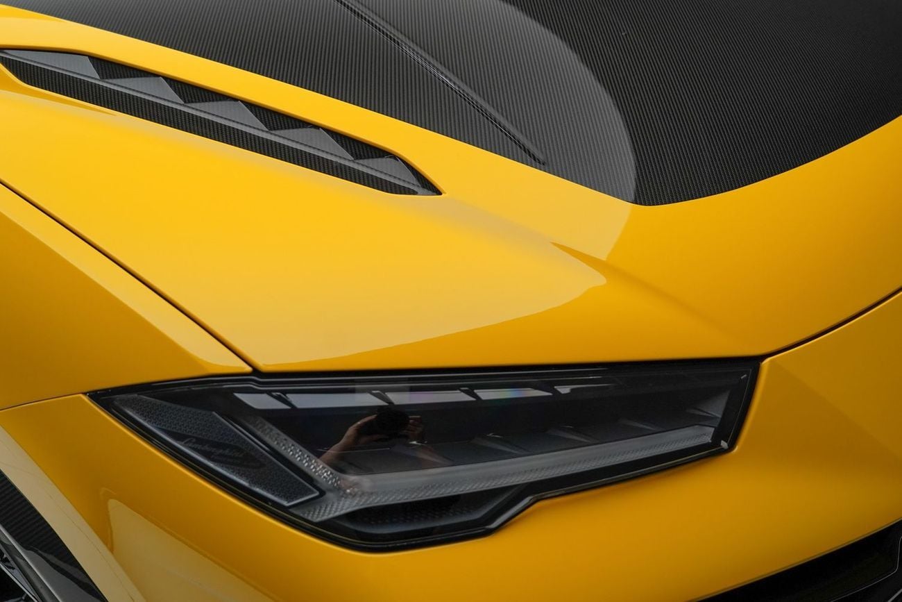 لامبورغيني اوروس 4.0T V8 Performante