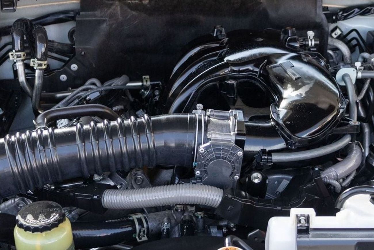 Toyota Land Cruiser GXR 3.5L Toyota Land Cruiser GXR 2022 GCC under Warranty with Flexible Down-Payment.