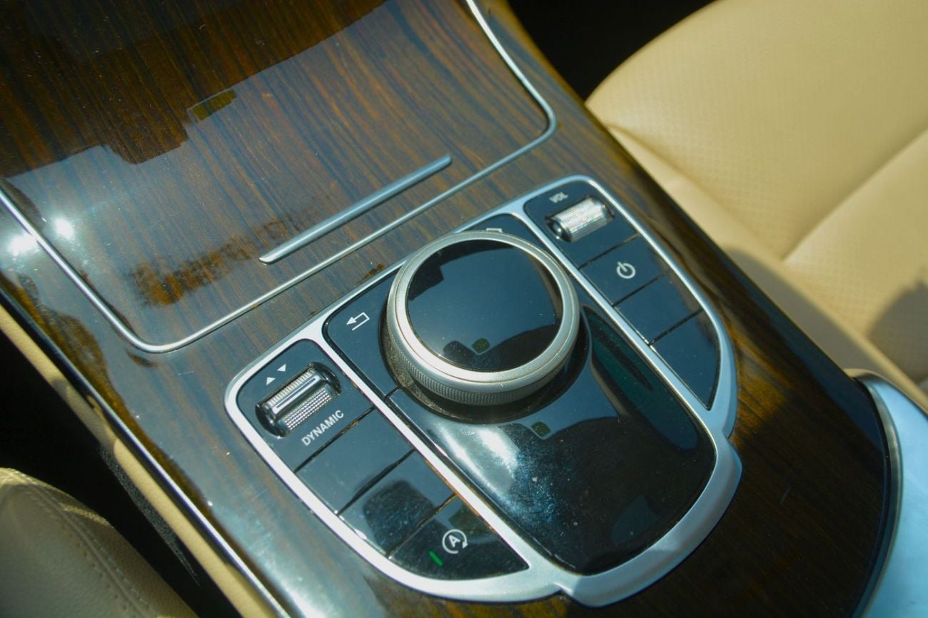 مرسيدس بنز C 300 STD