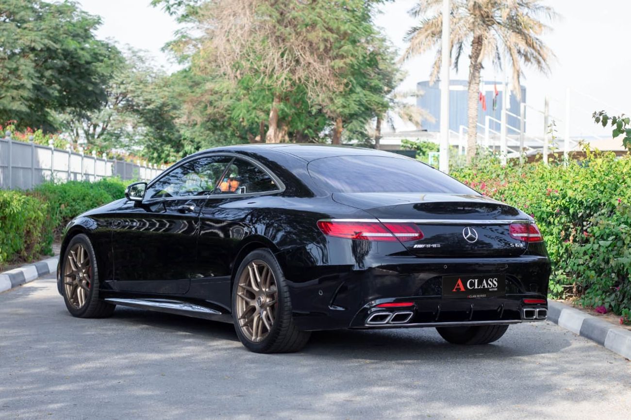 Mercedes-Benz S 63 AMG Std 4.0L (604 HP)