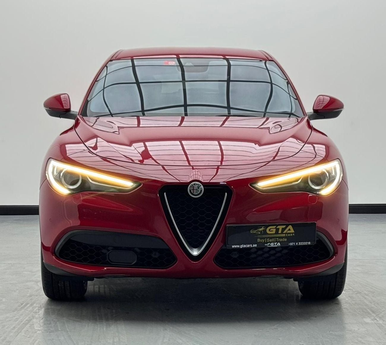 Alfa Romeo Stelvio Super 2.0L 2018 Alfa Romeo Stelvio Q4 Super, Service History, GCC