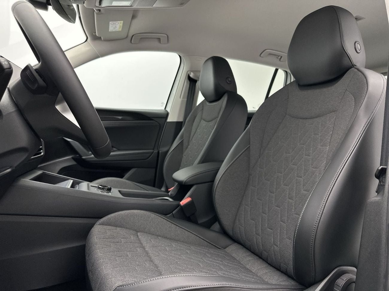Volkswagen Tiguan Tiguan Life 1.4L | Ex-Demo | Premium Family SUV | Digital Cockpit Pro | 12.9" Touchscreen | Park Ass