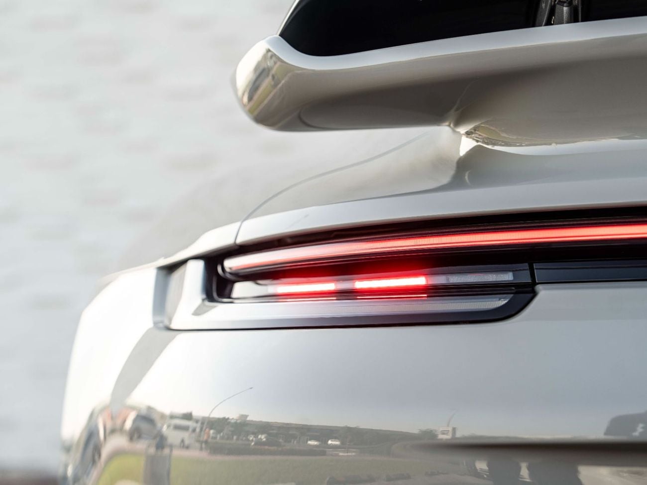 Porsche 911 Turbo S 3.8L (640 HP) Coupe