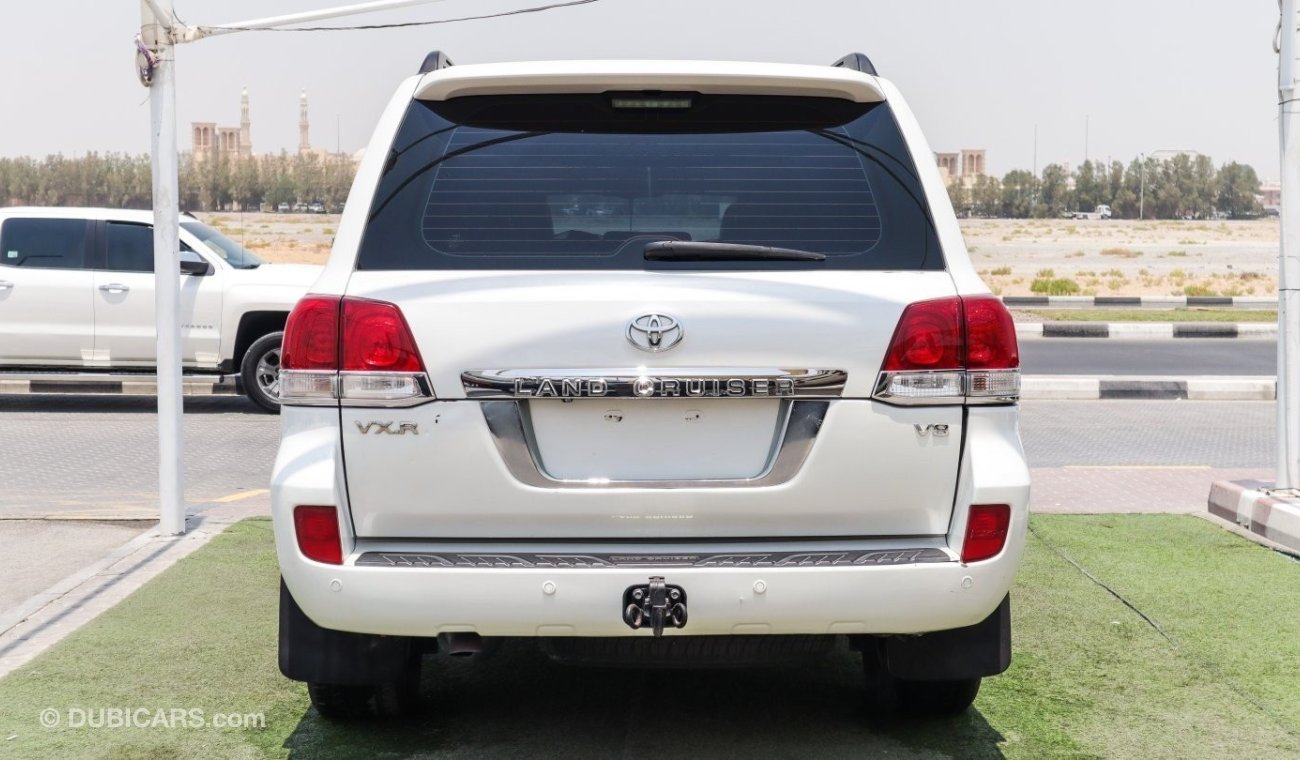 Toyota Land Cruiser VXR