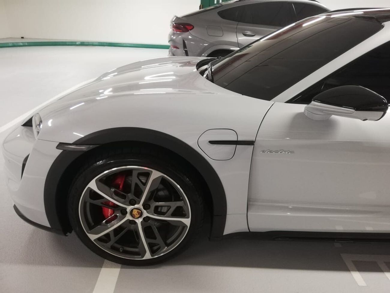 Porsche Taycan 4S Cross Turismo| Final Introduction Best Price