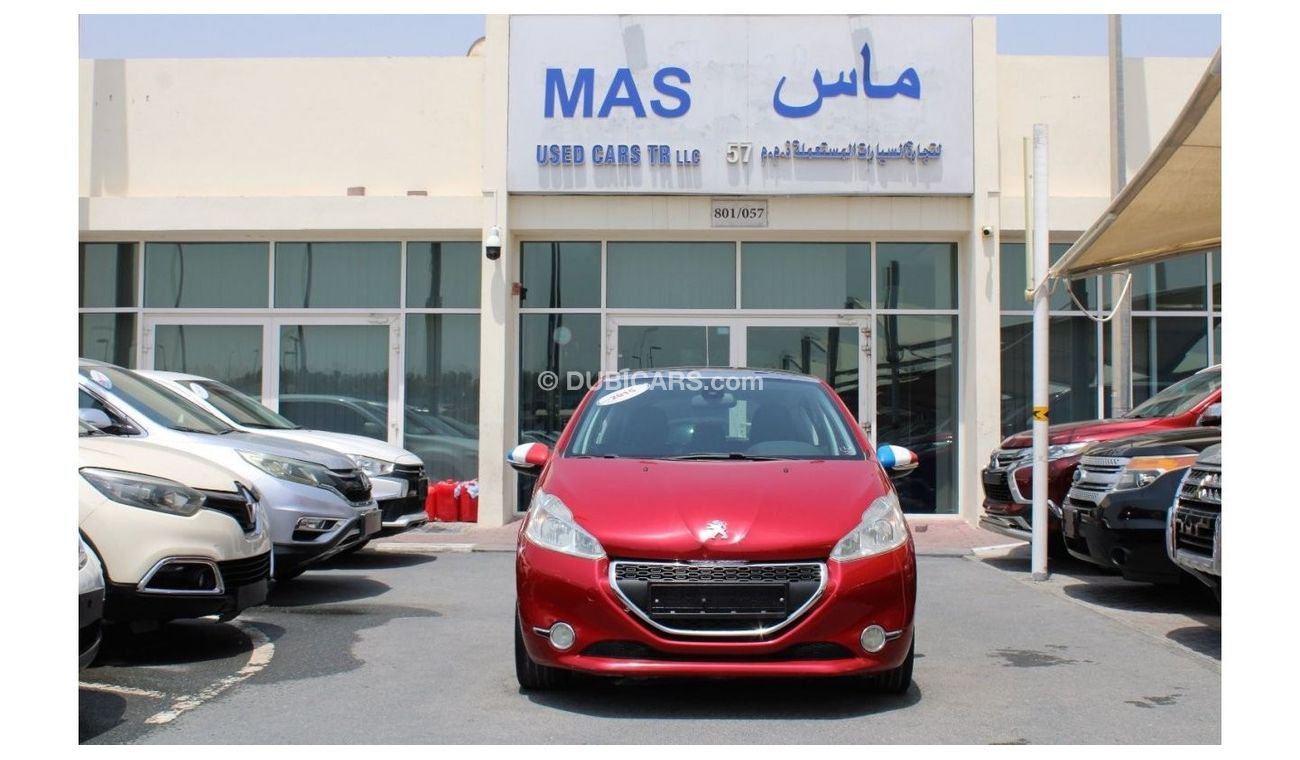 Peugeot 208 Allure ACCIDENTS FREE - GCC- CAR IS IN PERFECT CONDITION INSIDE OUT FULL OPTION