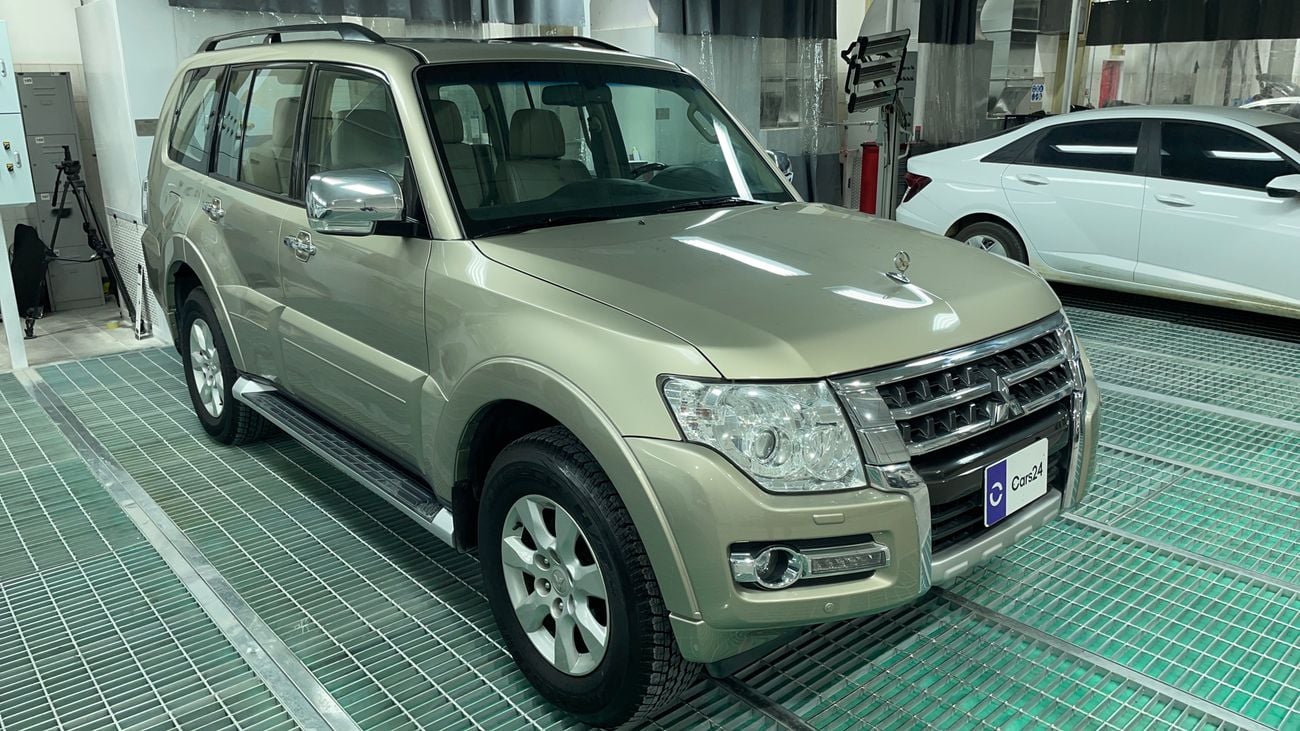 Mitsubishi Pajero GLS Highline 3.8L (274 HP) 2017 GLS HIGHLINE | AED 1105/Month | 0 DP | 30 Day Return | Warranty | Se