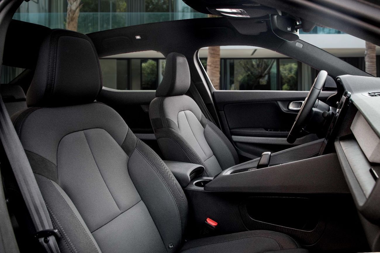 Polestar 2 2 Long Range Single Motor | 1,459 P.M | 0% Downpayment | Perfect Condition!