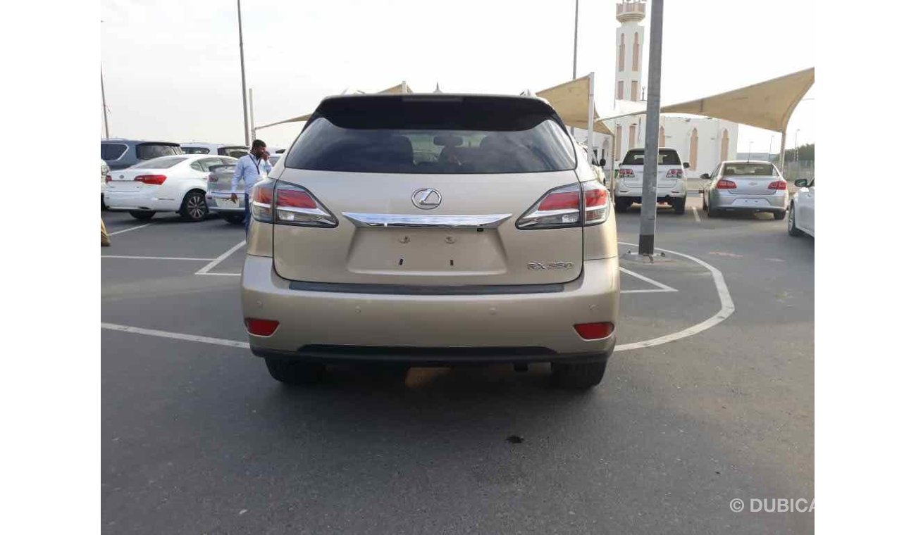 Lexus RX350 سياره نظيفه جدا بدون حوادث بحاله ممتاذه