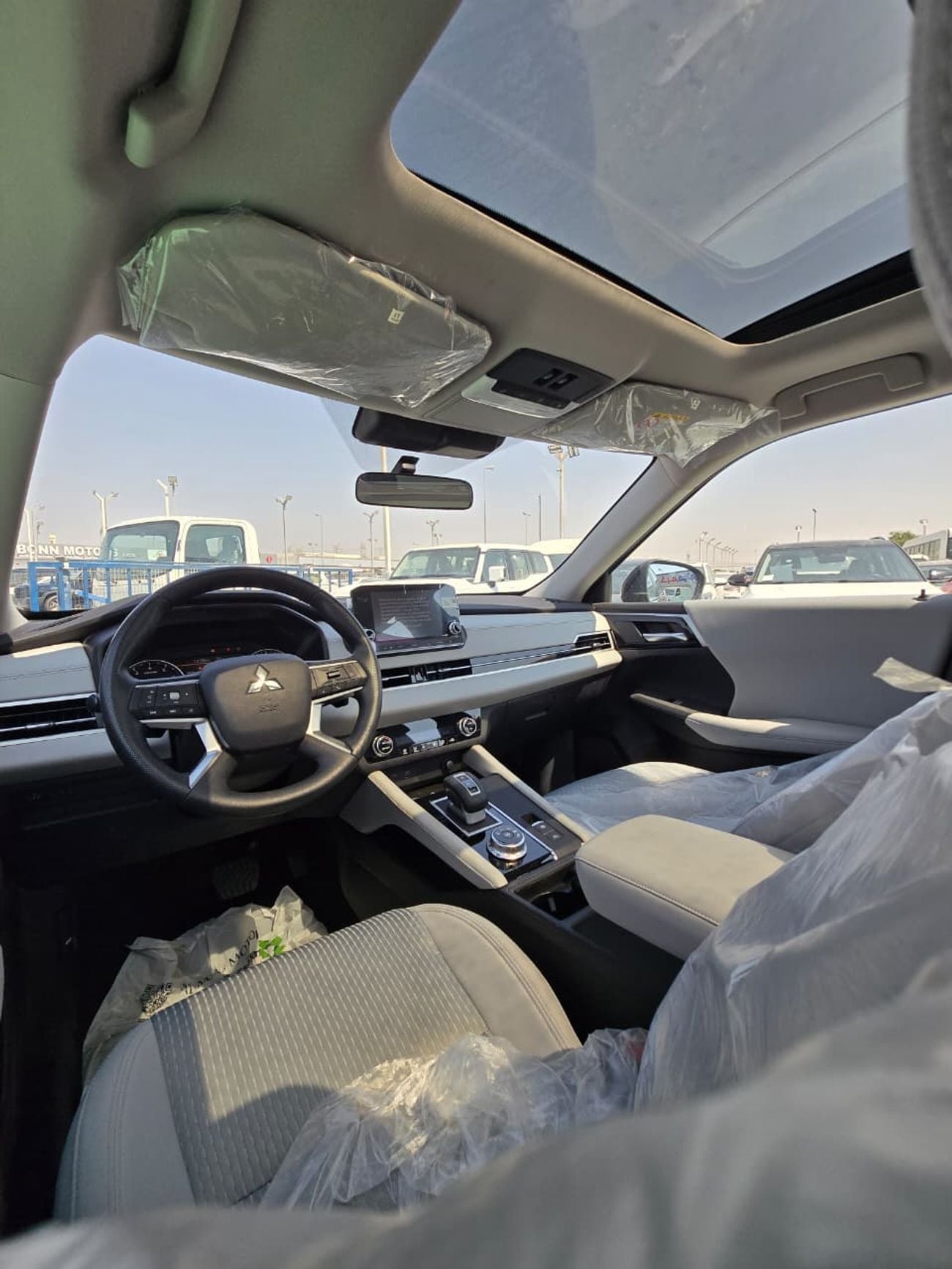 Mitsubishi Outlander MITSUBISHI OUTLANDER 2026 M-LINE