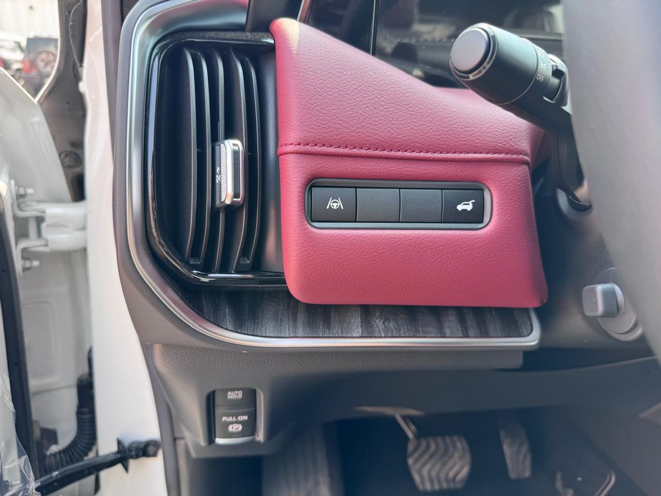 Nissan Patrol Nissan Patrol 3.5L LE Titanium Plus 2026